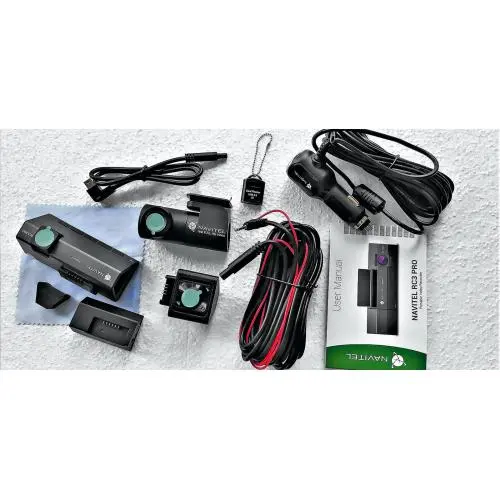 Camera auto DVR Navitel RC3 PRO 3 camere Full HD GPS Wi-Fi