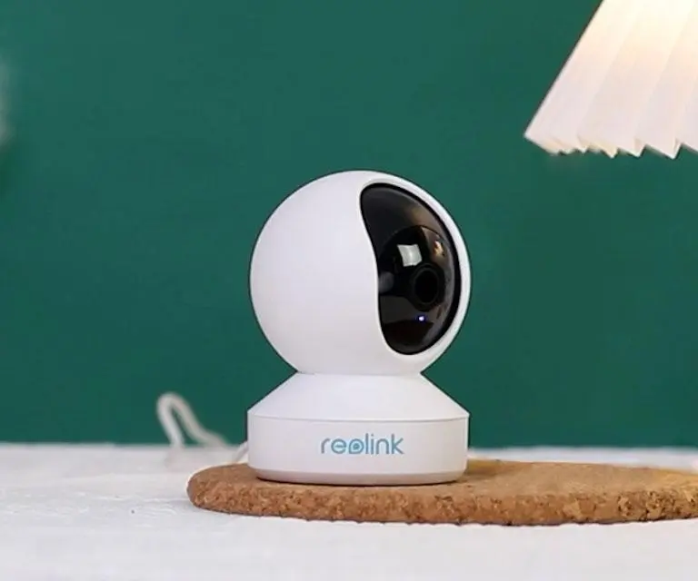 Cameră Reolink E330 interior 5MP Wi-Fi PT
