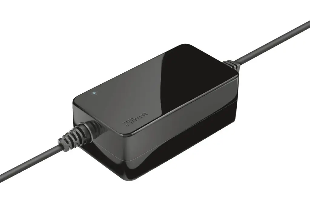 Încărcător laptop Trust Primo 45W 19V
