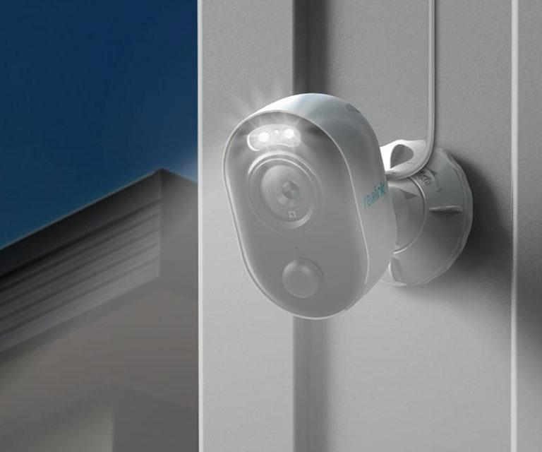 Camera de supraveghere Reolink Lumus Series E430 2K 4MP pentru exterior,Wi-Fi 2,4/5 GHz, detectare persoane/vehicule/animale, Full color Night Vision, Two-Way Audio, alarma cu sunet si lumina