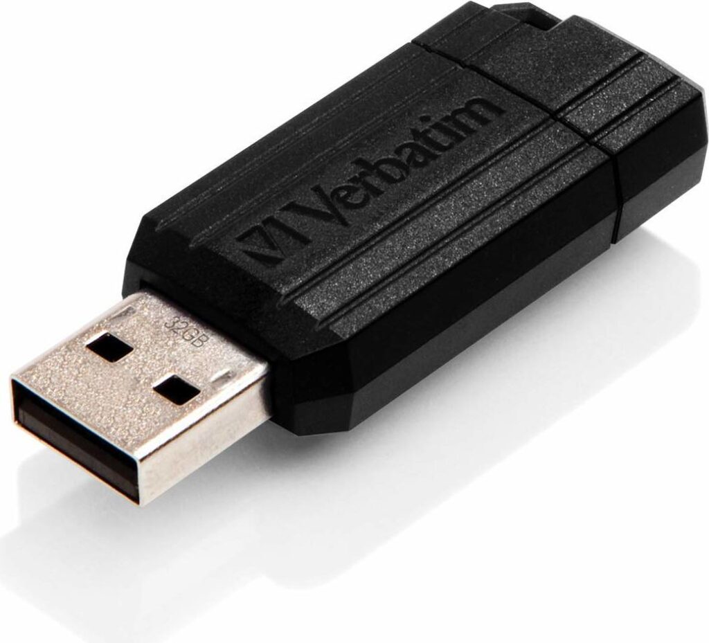 Memorie USB Verbatim Store ‘n’ Go PinStripe 32GB, USB 2.0, Black