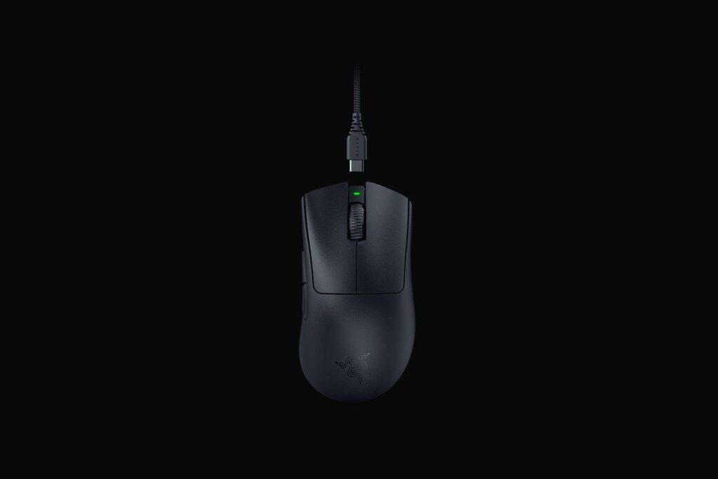 Mouse Razer DeathAdder V3 Pro, 5 butoane progamabile, rezolutie 30000 DPI, Dongle wireless HyperPolling inclus, Negru