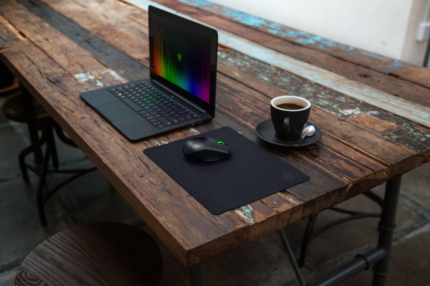 Mousepad gaming Razer Goliathus Mobile, Stealth Edition 1 Mousepad gaming Razer Goliathus Mobile, Stealth Edition