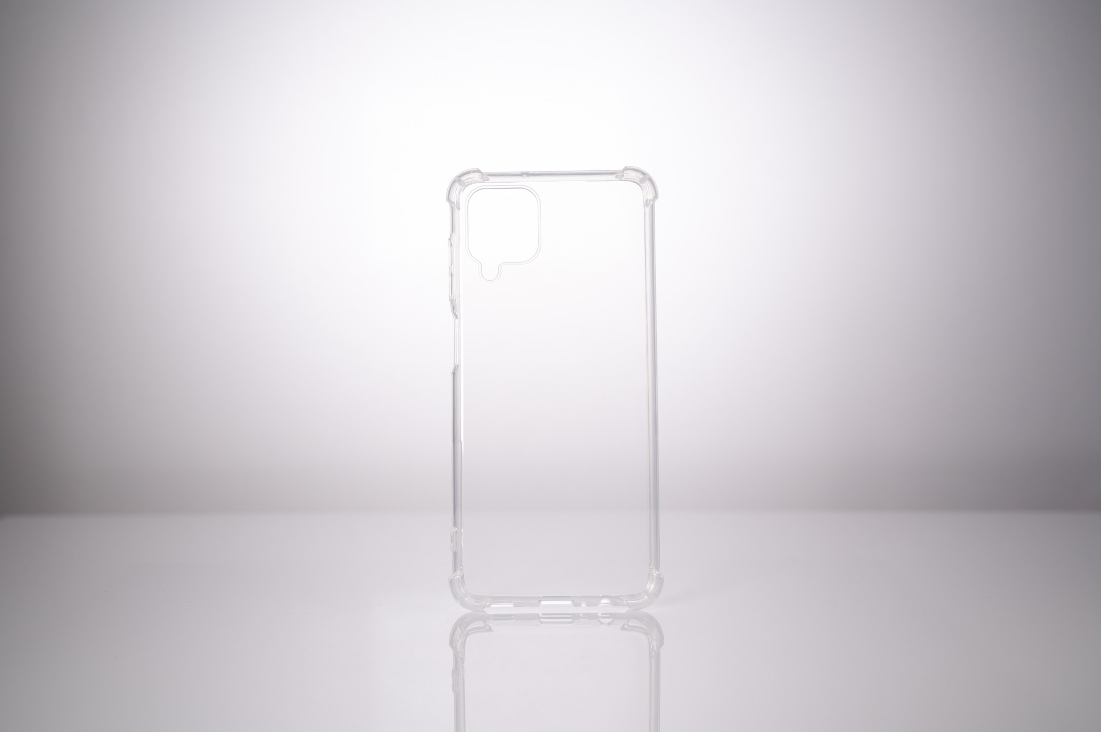 Husa de protectie Spacer pentru Samsung Galaxy M12, material flexibil TPU, Transparenta 3 Husa de protectie Spacer pentru Samsung Galaxy M12, material flexibil TPU, Transparenta - imagine 3