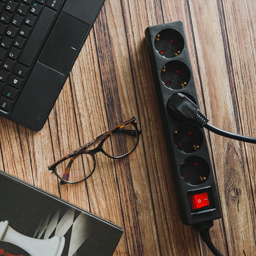 PRELUNGITOR SPACER SCHUKO x5 16A 1.8m BK 5 PRELUNGITOR SPACER SCHUKO x5 16A 1.8m BK - imagine 5