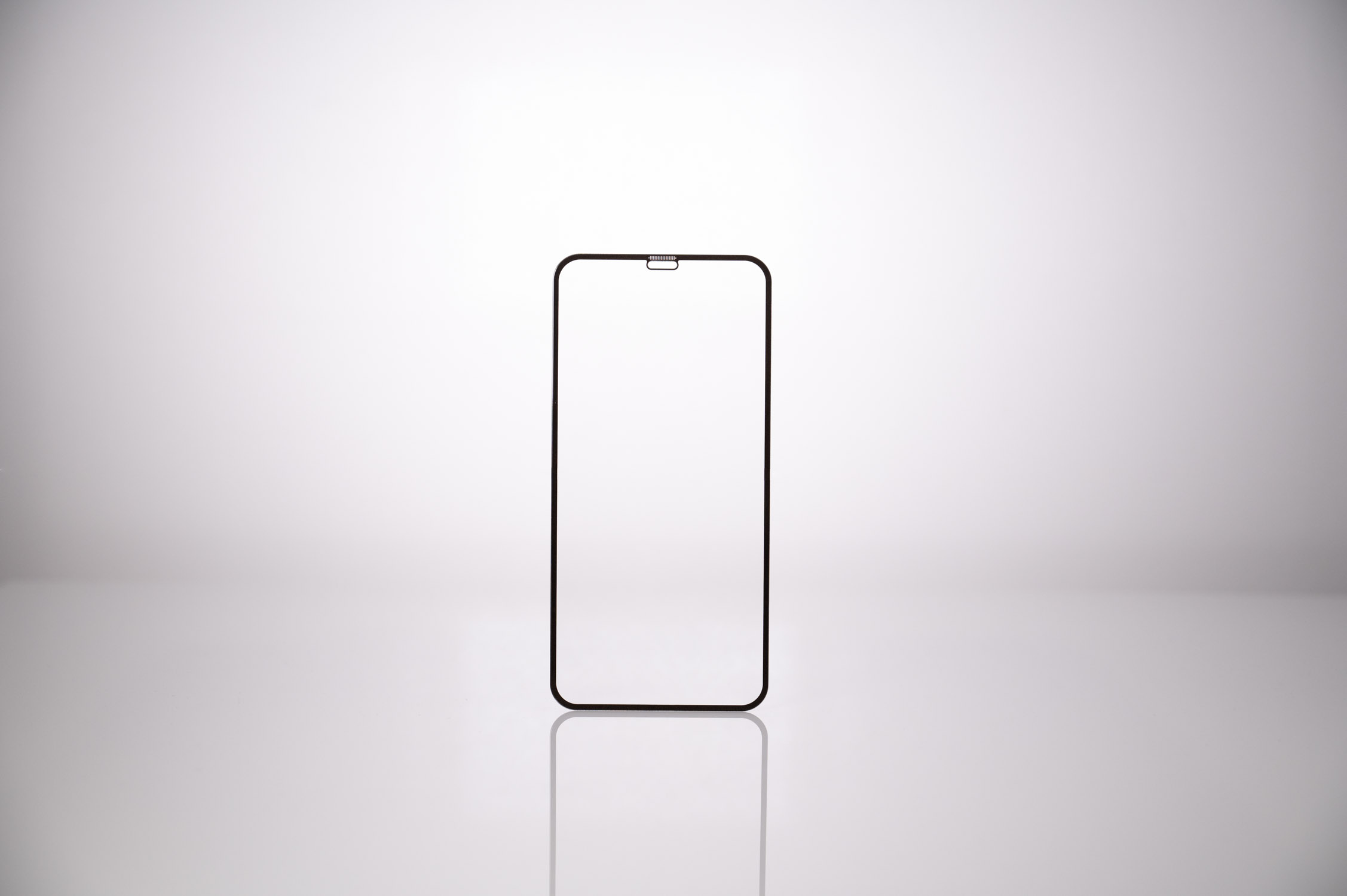 Folie de protectie Spacer pentru iPhone 11 si iPhone XR, sticla 9D, duritate 9H, Tempered Glass 4 Folie de protectie Spacer pentru iPhone 11 si iPhone XR, sticla 9D, duritate 9H, Tempered Glass - imagine 4