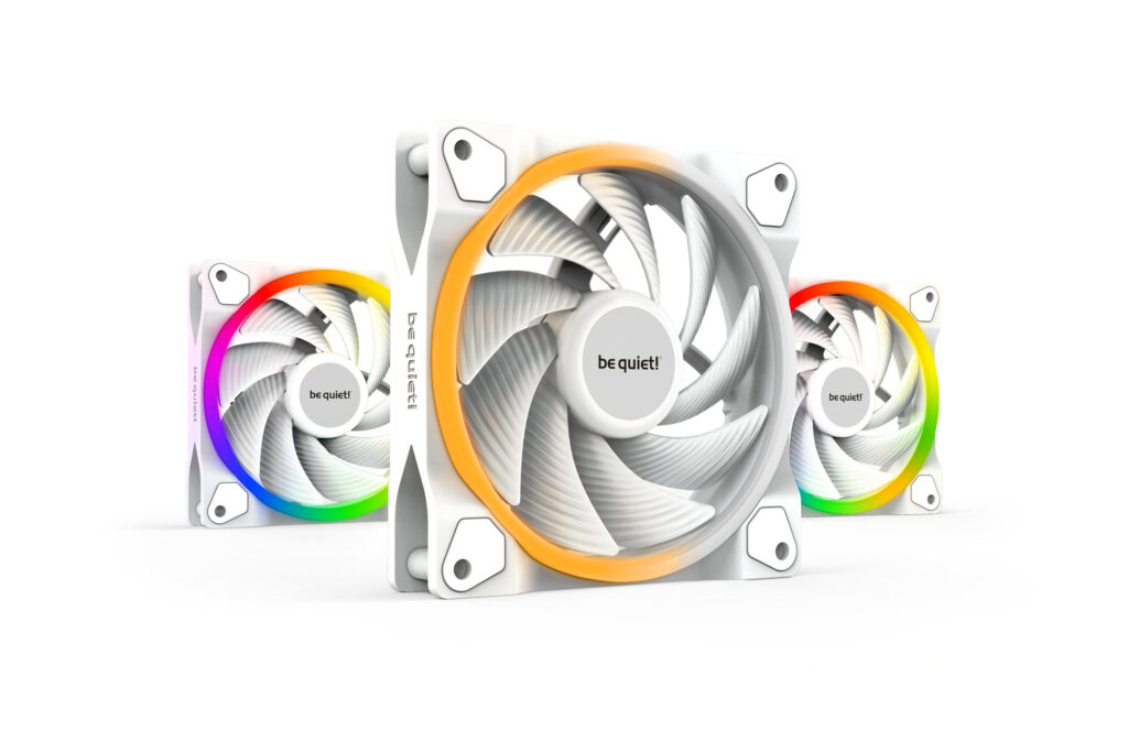 Ventilator be quiet! LIGHT WINGS White 120mm PWM high-speed Triple-Pack, BL101