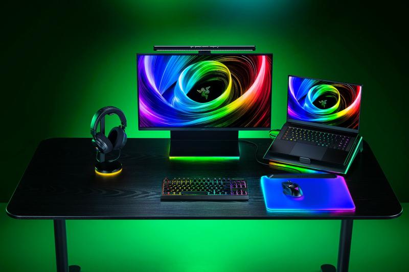 Tastatura gaming wireless Razer Blackwidow V4 TKL HyperSpeed, iluminare Razer Chroma RGB, negru