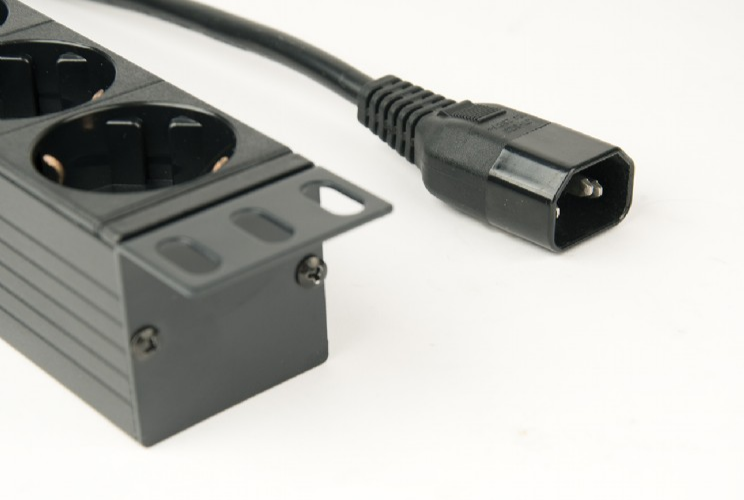 GEMBIRD EG-PDU-014-C14 2 GEMBIRD EG-PDU-014-C14 - imagine 2