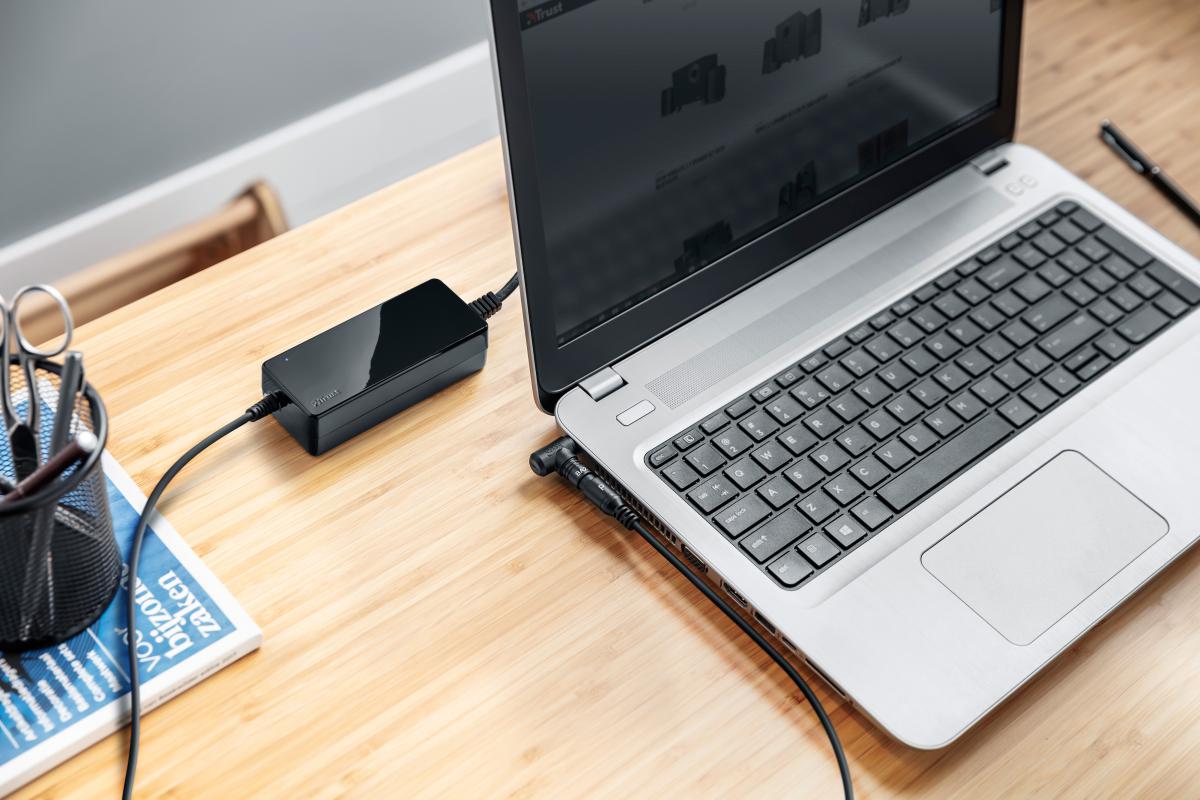 ALIMENTATOR Notebook Trust la retea, compatibil universal, iesire 19 Volt, "TR-22141" (timbru verde 0.80 lei) - imagine 4