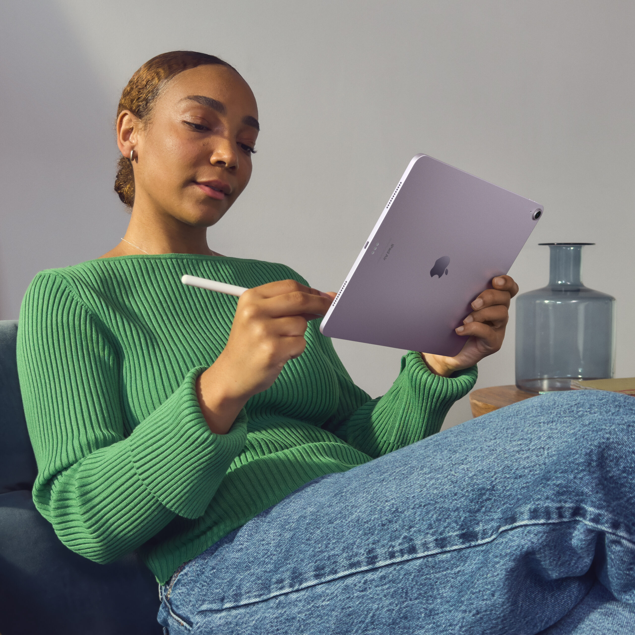 Tableta iPad Air (2024) 11" 256GB 5G Space Gray "MUXH3" (timbru verde 0.9 lei) - imagine 4